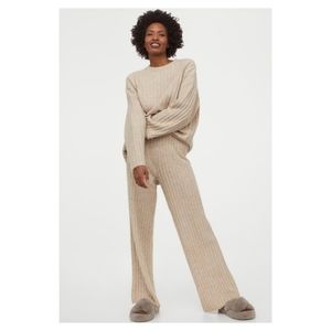 H&M Basics 3 Piece Loungewear Set in Oatmeal